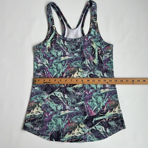 Lululemon tank top - Picture 6 of 7